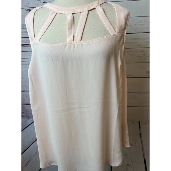 NWT Torrid Georgette Cage Front Tank Sleeveless shirt 1 1X Cut Out 15046815 Pink - Picture 3 of 9